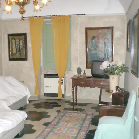 House With 2 Bedrooms In With Furnished Balcony 5 Km From The Beach Casa vacanze