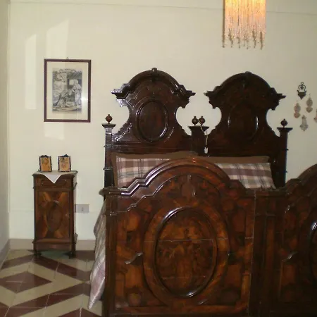 House With 2 Bedrooms In With Furnished Balcony 5 Km From The Beach * Torino di Sangro