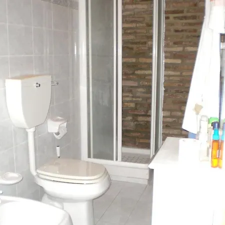 Casa vacanze House With 2 Bedrooms In With Furnished Balcony 5 Km From The Beach *